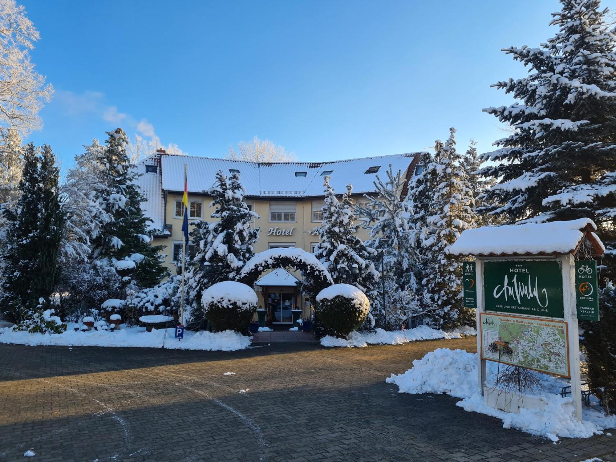 Hotel Am Wald B&B มิเคนดอร์ฟ ภายนอก รูปภาพ